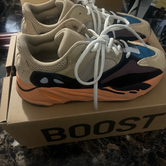 Adidas Yeezy Boost 700 Enflame Amber - Picture 2 of 5